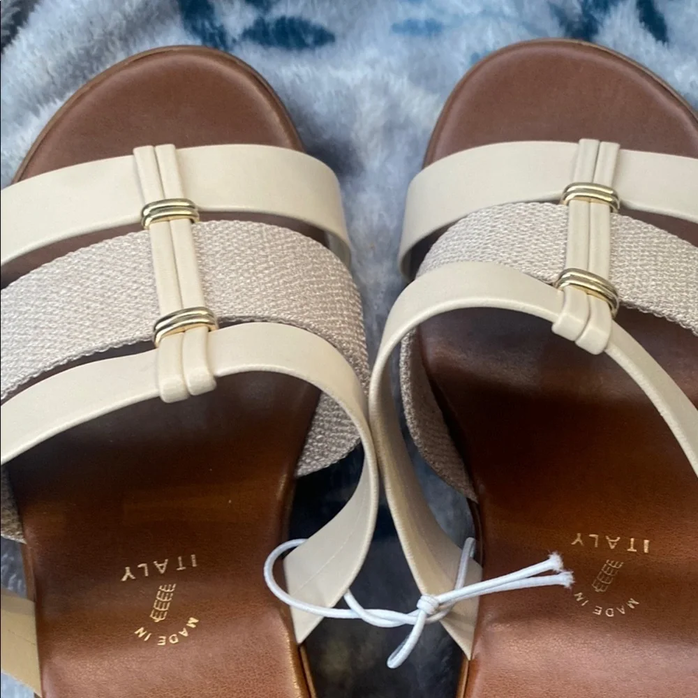 Cream Triple-Strap Italian Size 6.5W Sandals w/Textured Fabric Summer Fall